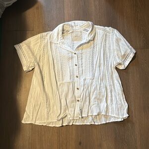 Short sleeve blouse